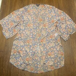American Eagle AEO Blue and Orange Floral Gauze Kimono Size Medium